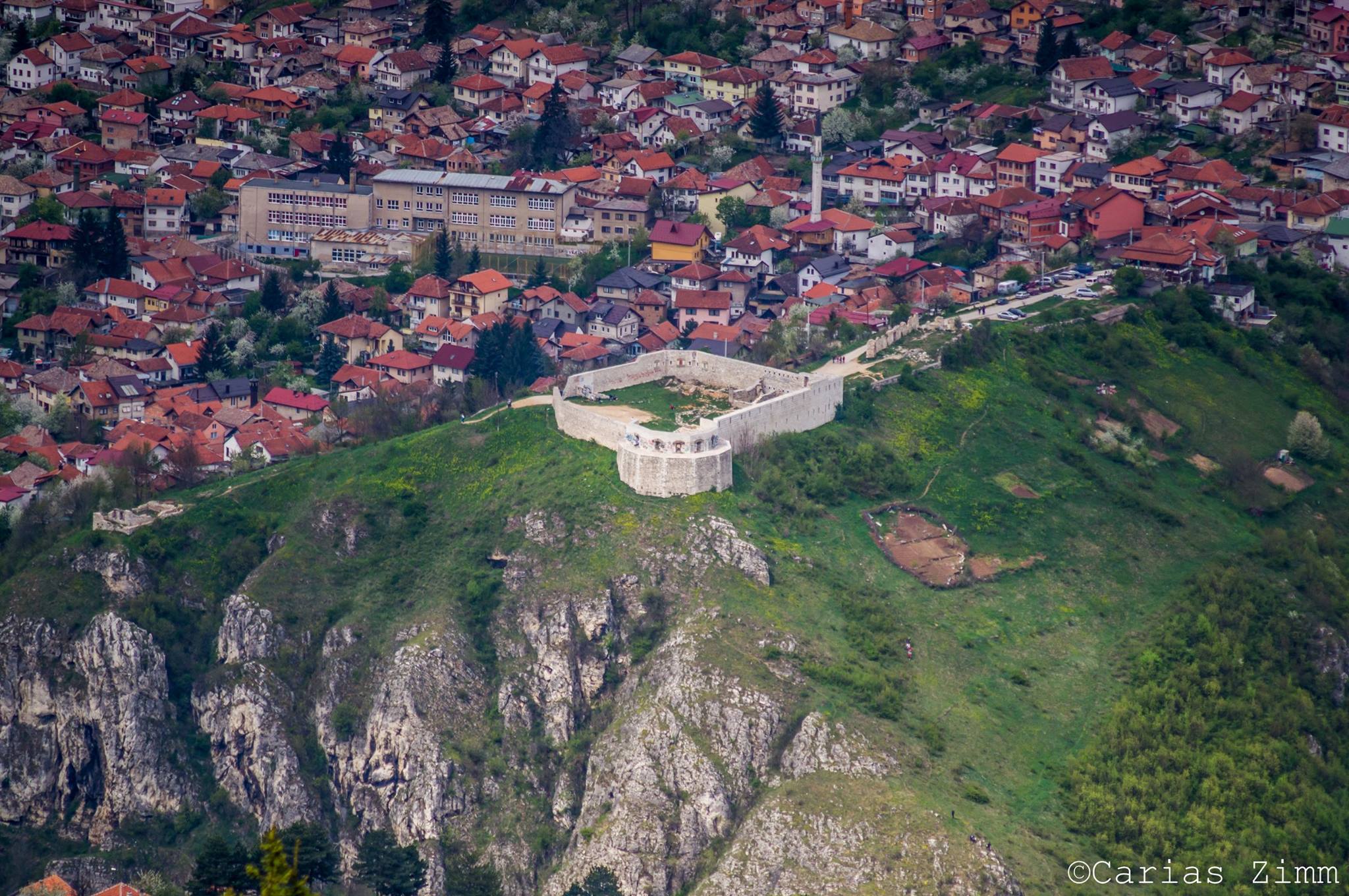 Bijela tabija bdije nad šeherom (Sarajevo, foto: Carias Zimm)